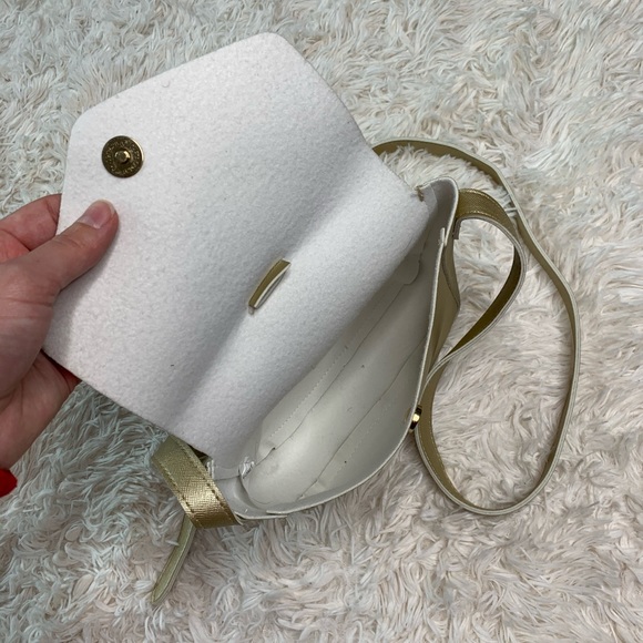 Cross body hand bag - Picture 4 of 4